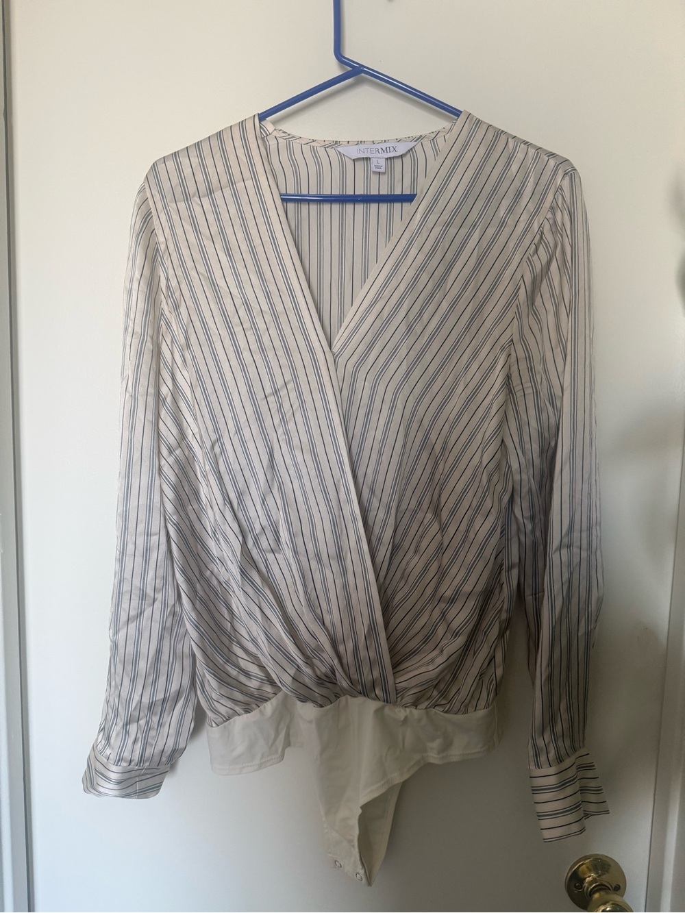 INTERMIX Ivory and Navy Striped Wrap-Front Bodysuit 100% Silk Sz Large